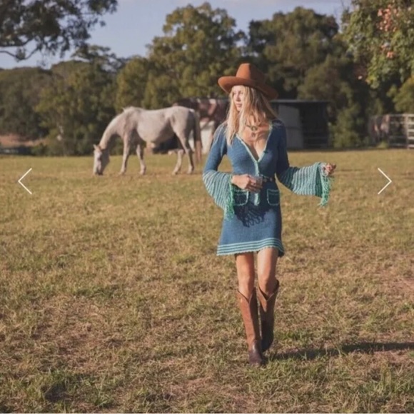 Chasing Unicorns listen to the music crochet mini size small - Picture 2 of 8